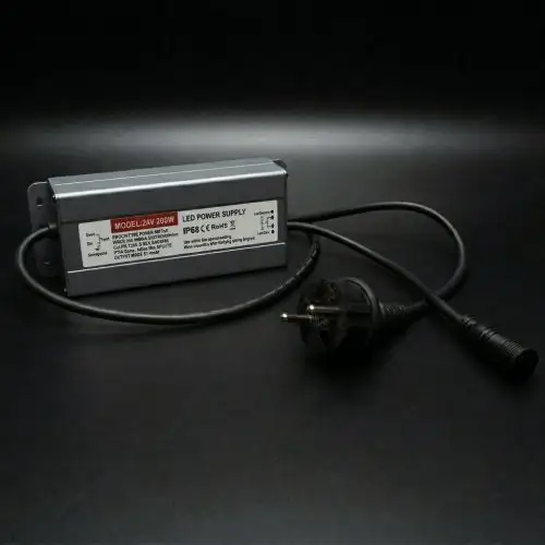 Блок питания 24V, постоянный ток, 200W, для уличных нитей, черный каучук 1,5м
